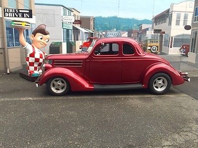 1936 Ford Deluxe Street Rod