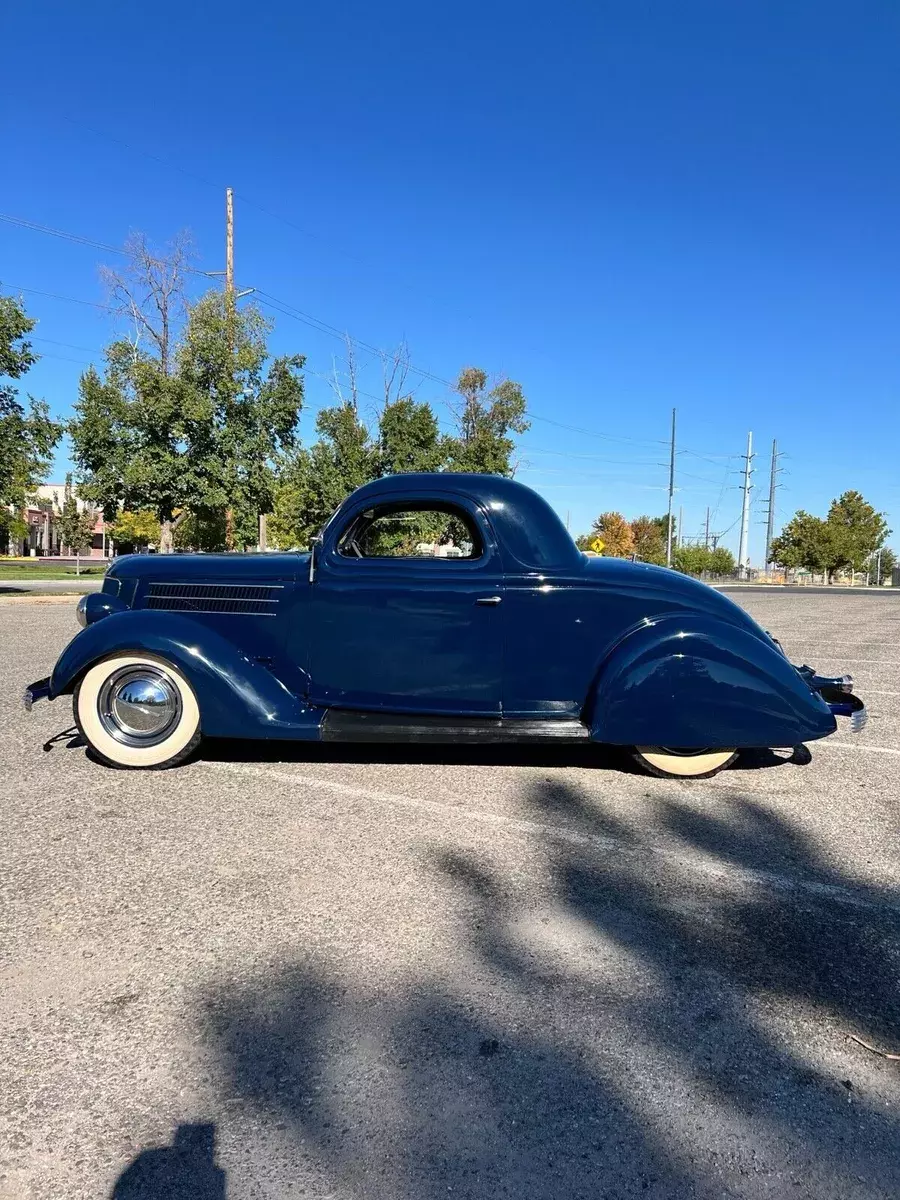 1936 Ford Model 68