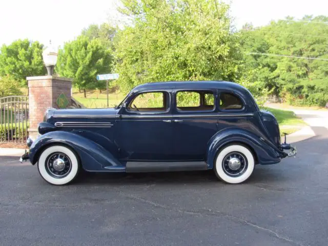 1936 Plymouth De Luxe Kissing Doors