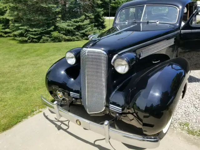 1937 Cadillac Sixty