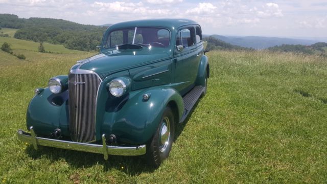 1937 Chevrolet Sedan