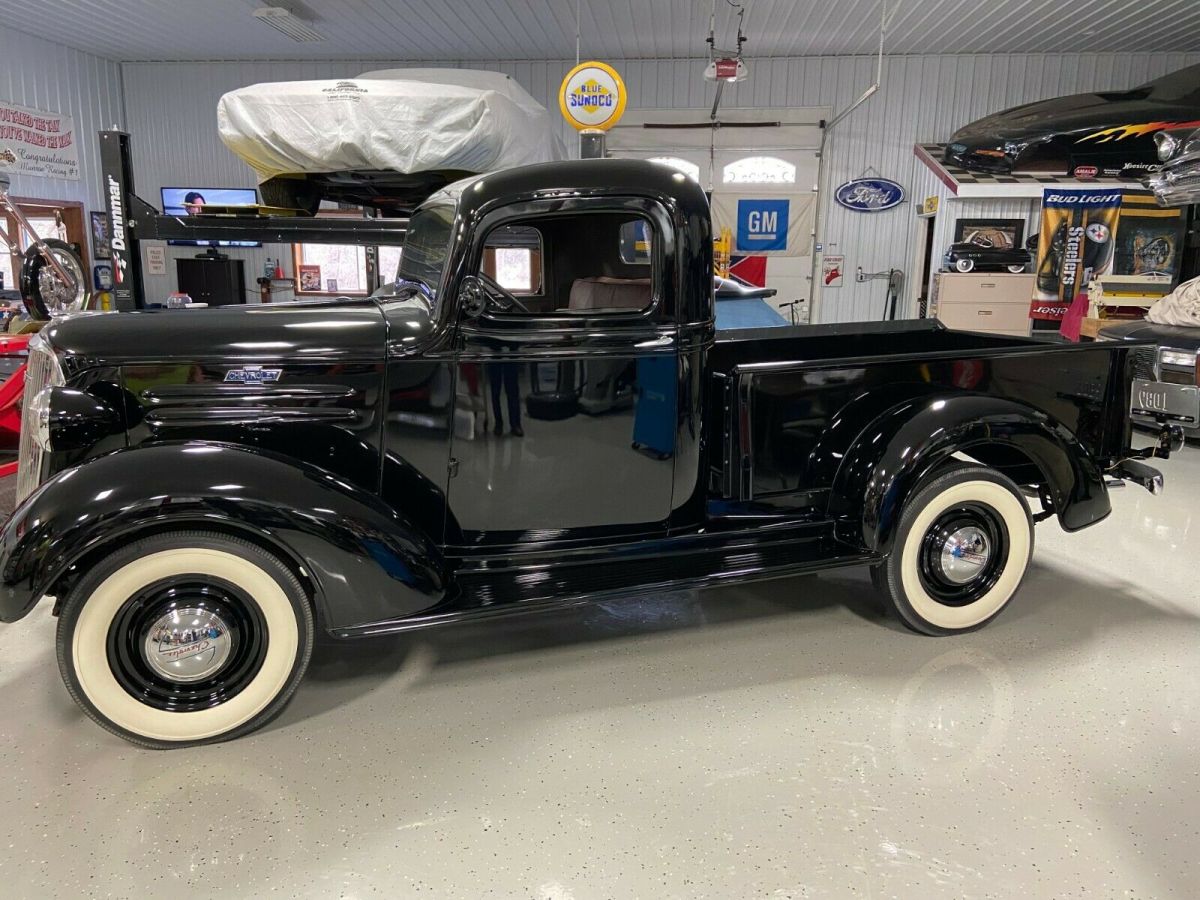 1937 Chevrolet C/K Pickup 1500 truck