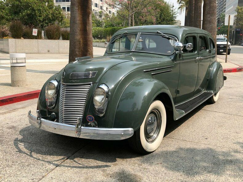 1937 Chrysler Airflow CLEAN TITLE, GREAT CONDITION