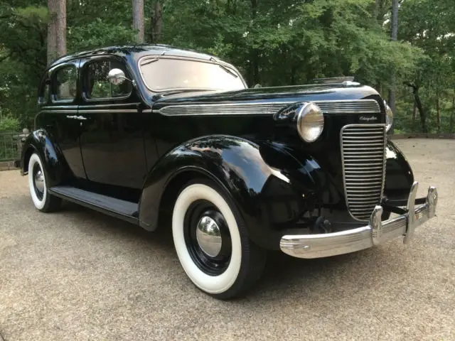 1937 Chrysler Royal