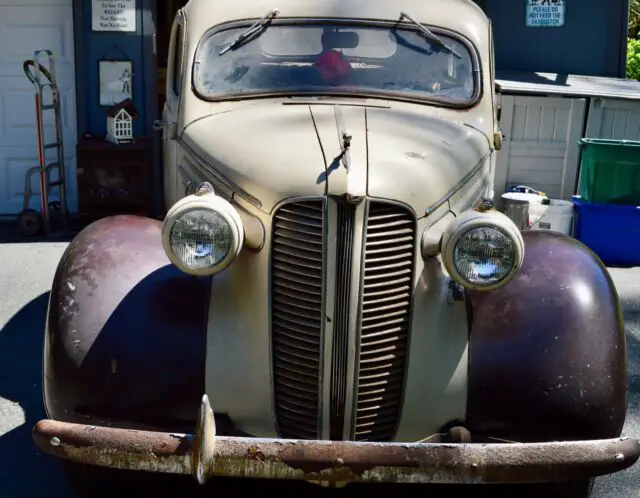 1937 Dodge D5