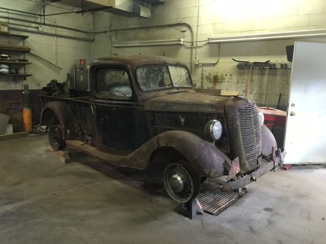 1937 Ford F-100 1/2 ton SB