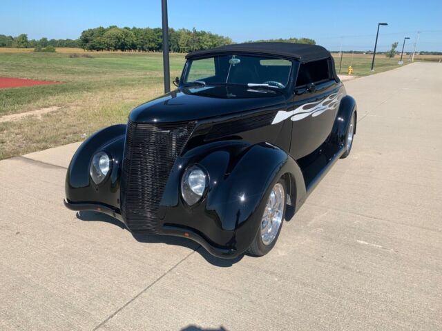 1937 Ford Convertible street rod/hot rod convertible
