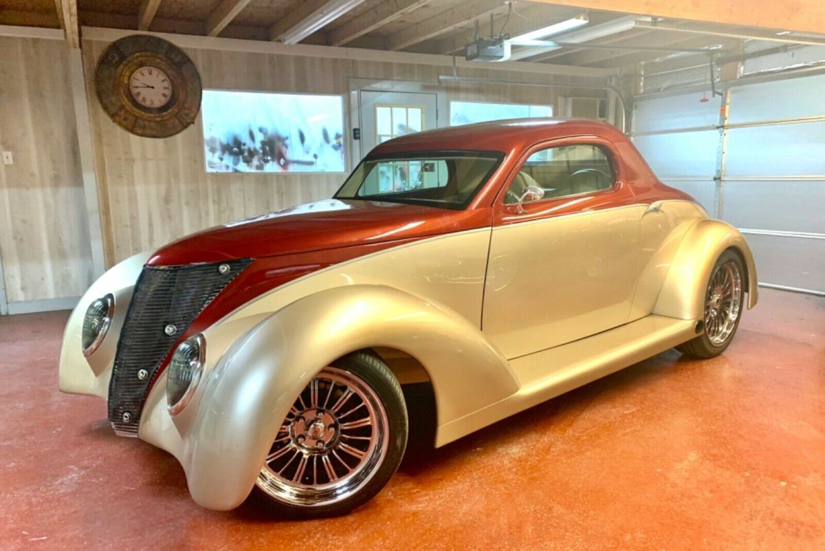 1937 Ford COUPE Street Rod