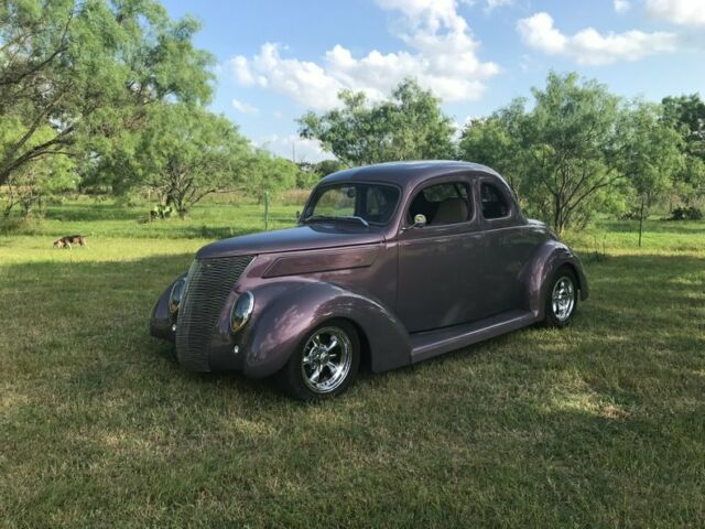 1937 Ford Coupe All Steel Mark 8 Drivetrain and paint AC