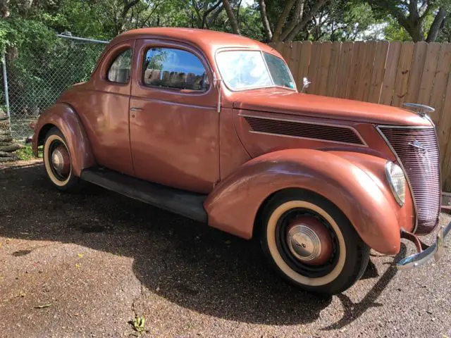 1937 Ford Model 78