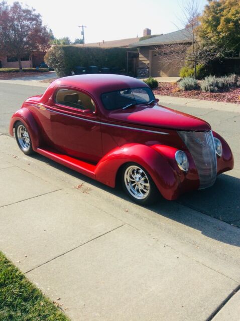1937 Ford 3-Window Coupe