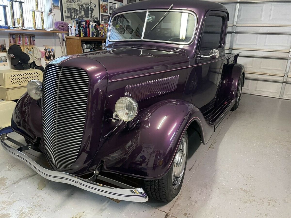1937 Ford Pickup truck