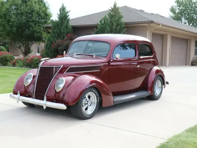 1937 Ford Model 78