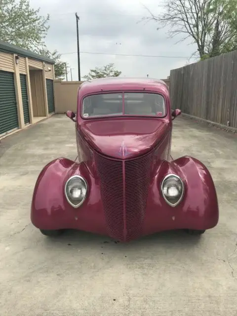 1937 Ford SLANTBACK HOT ROD