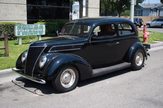 1937 Ford SLANTBACK