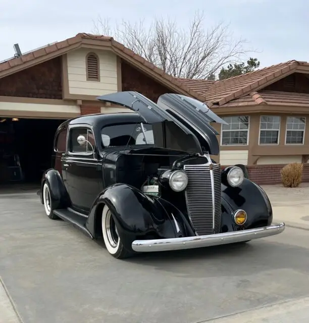 1937 Nash 400