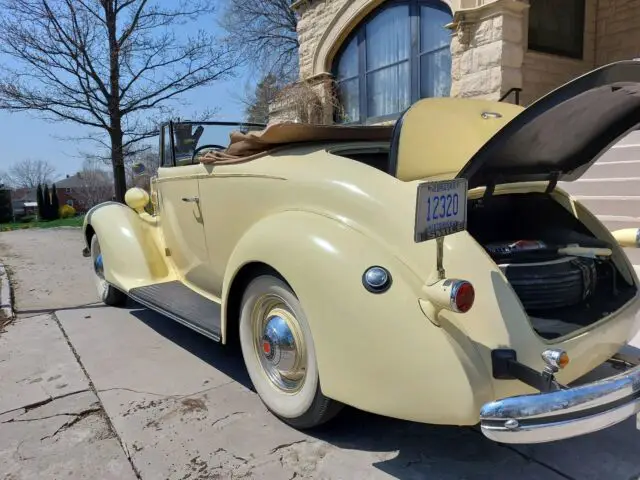 1937 Packard 110 classic