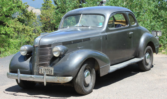 1937 Pontiac 6CA Deluxe Business Coupe 6CA