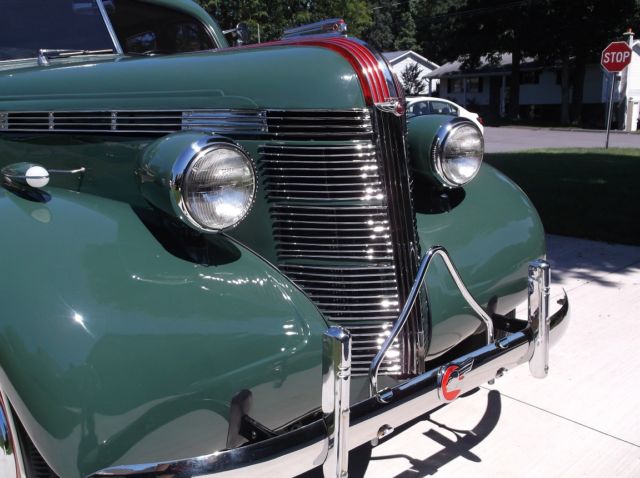 1937 Pontiac Silver Streak 4 Door Touring Sedan Water Fall Moldings