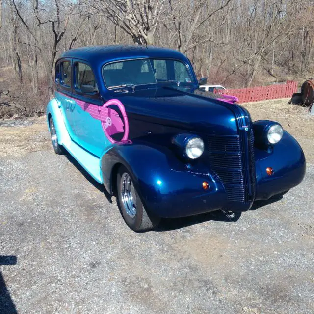 1937 Pontiac Touring Sedan