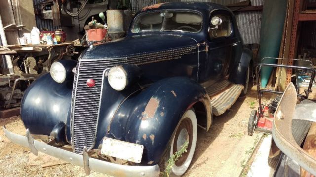 1937 Studebaker Dictator Coupe