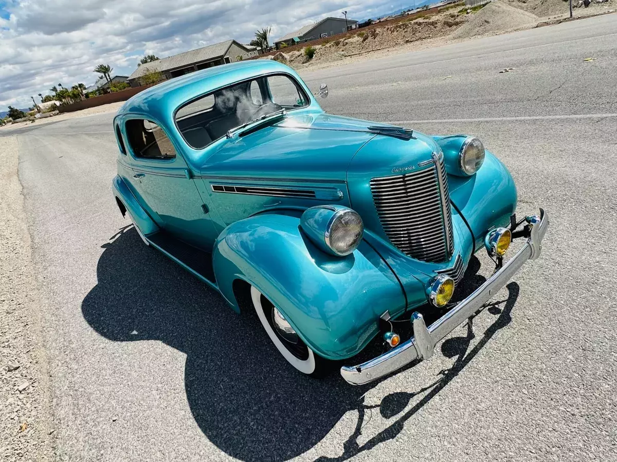 1938 Chrysler Royal C-18 Business Coupe