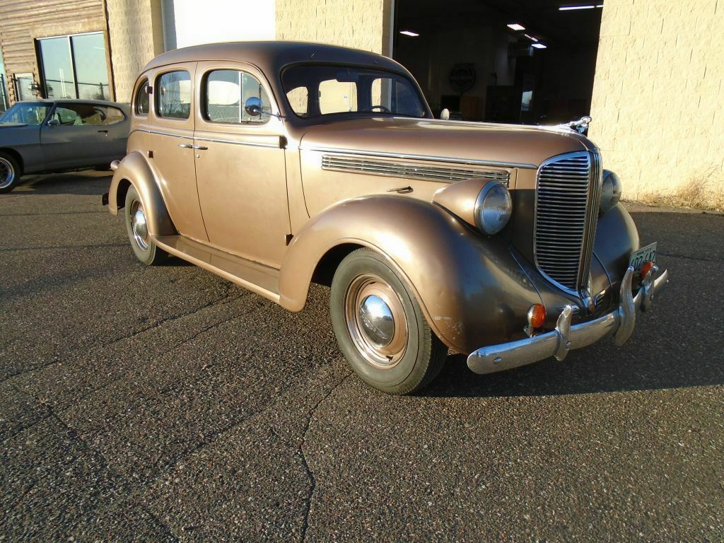 1938 Dodge D8 TOURING