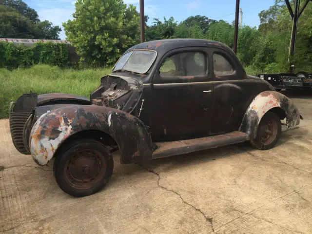 1938 Ford Model A deluxe