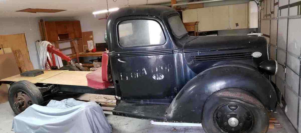 1938 Ford flat bed