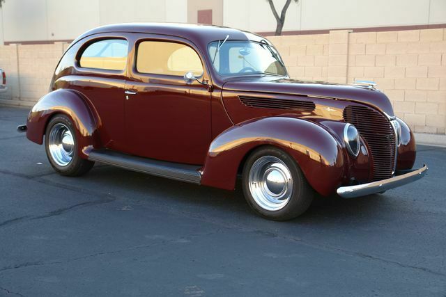 1938 Ford Tudor --