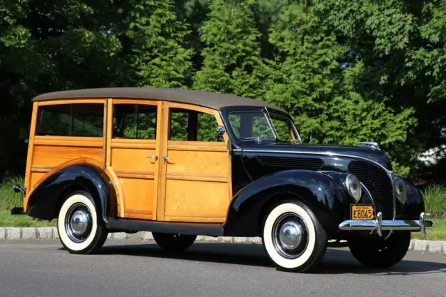 1938 Ford WOODY WAGON