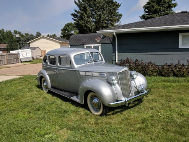 1938 Packard Model 1600