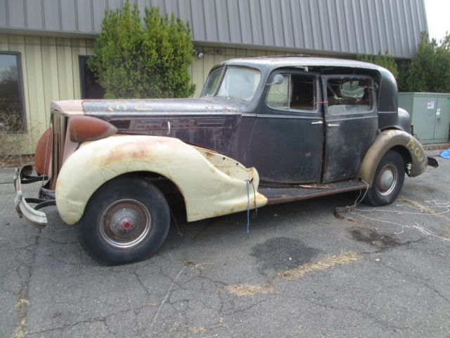 1938 Packard   1607   Club Sedan