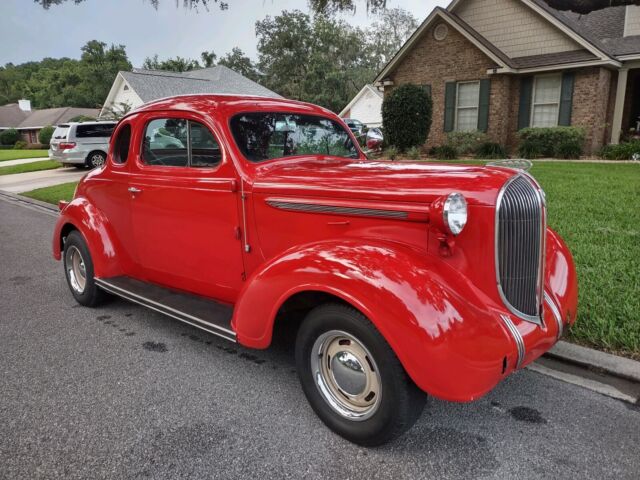 1938 Plymouth P6 Deluxe coupe Deluxe