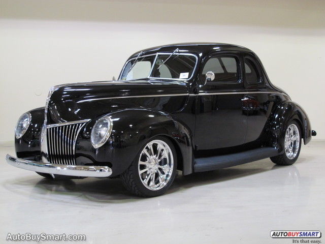 1939 Ford Deluxe Custom