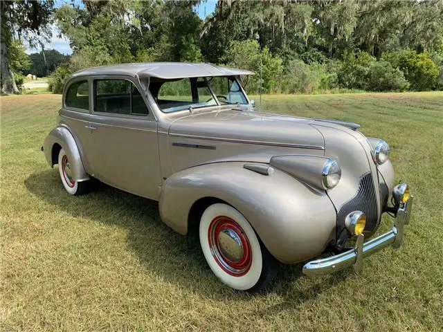 1939 Buick Eight Special