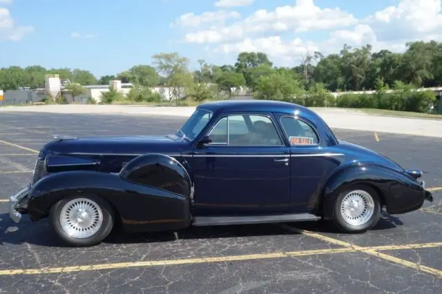 1939 Cadillac Coupe - 6127 2 DOOR CRUISER-