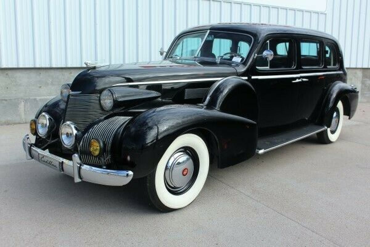 1939 Cadillac Limousine