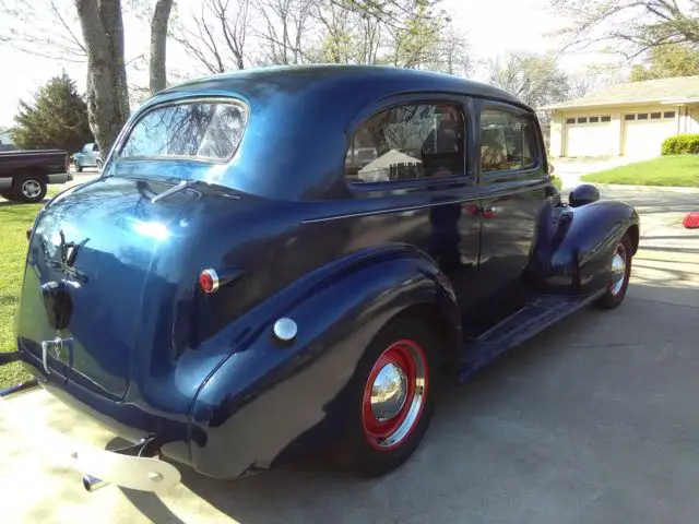 1939 Chevrolet Deluxe 2 Door Sedan Special