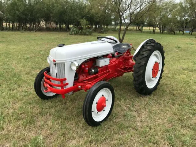 1939 Ford 9-N --