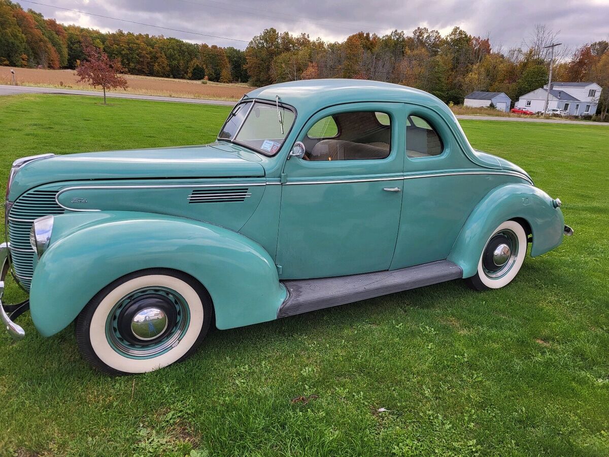 1939 Ford Business Coupe