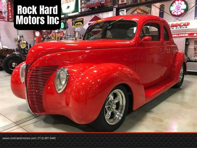 1939 Ford Coupe Custom