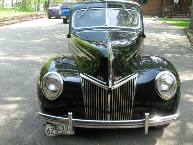 1939 Ford DELUXE DELUXE