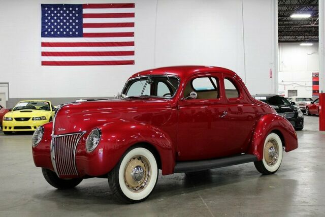 1939 Ford Deluxe --