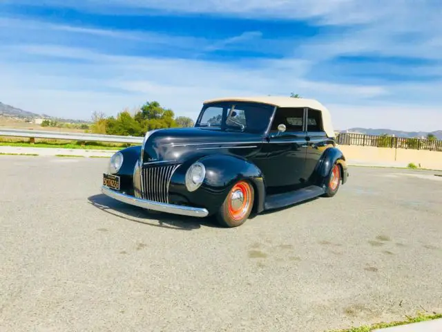 1939 Ford Deluxe Deluxe