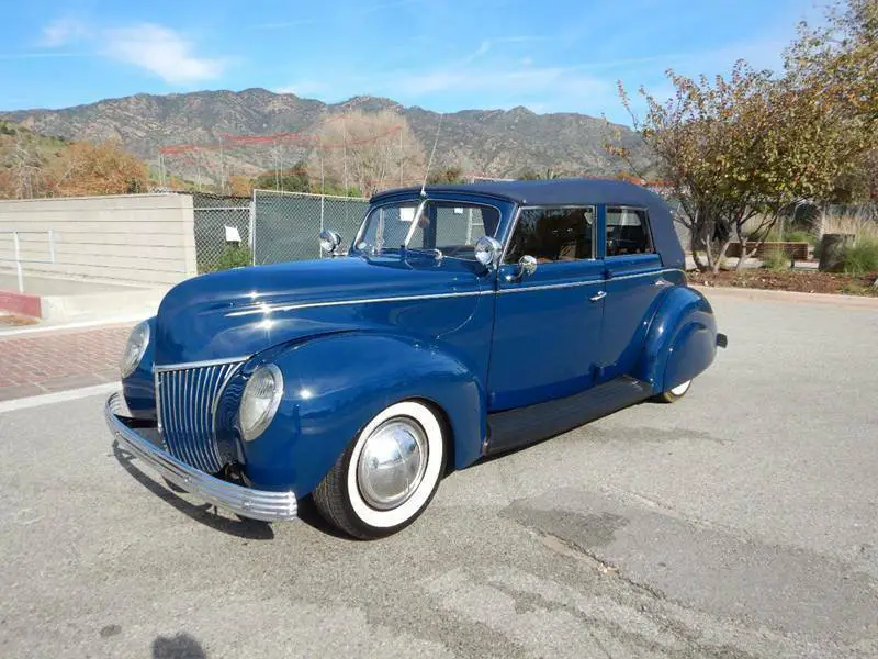 1939 Ford Deluxe Convertible