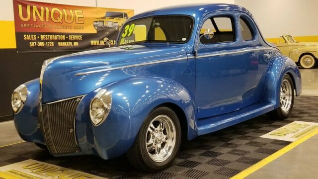 1939 Ford Deluxe Coupe Street Rod