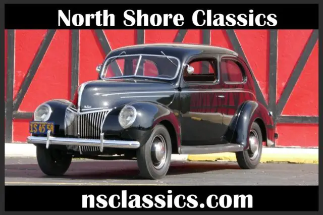 1939 Ford Deluxe -RESTORED TO ORIGINAL-2 DOOR SEDAN-BLACK BEAUTY-