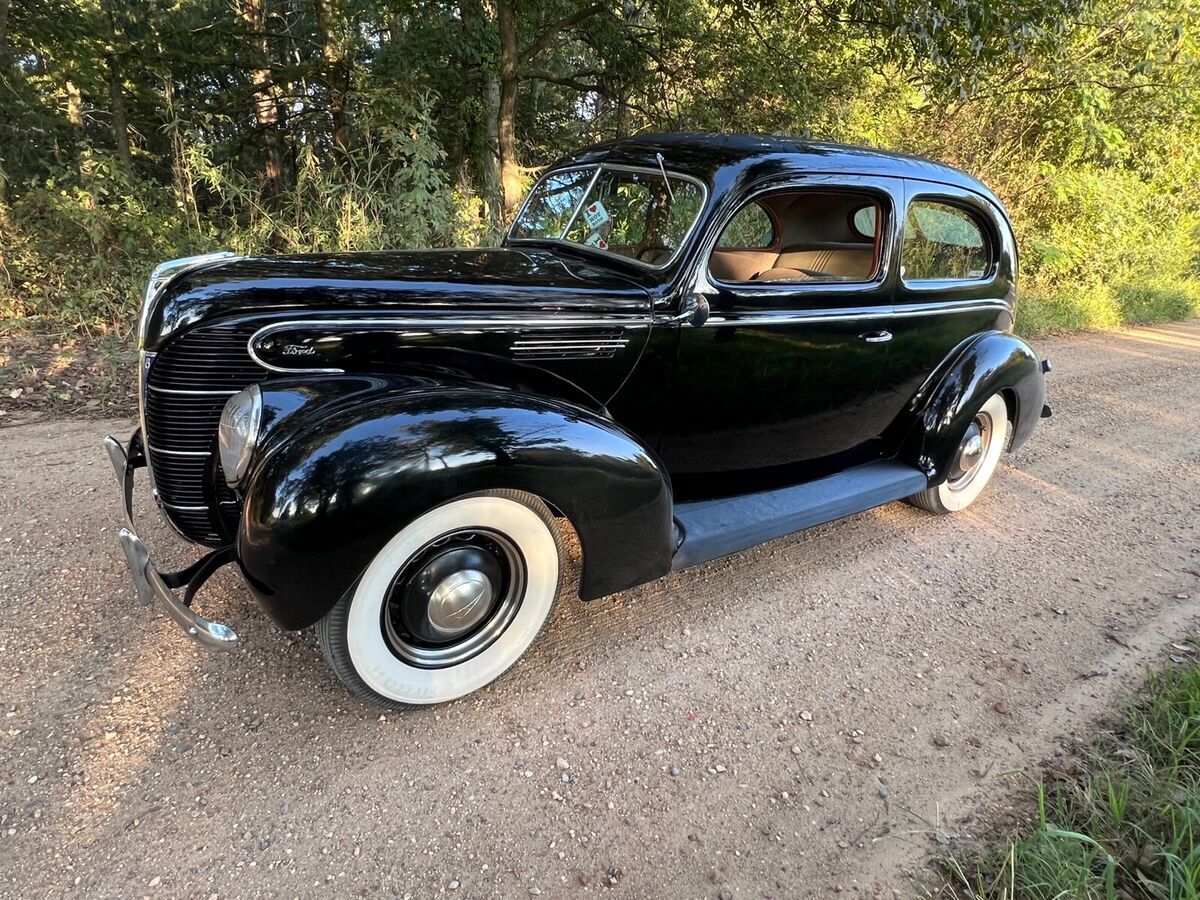 1939 Ford Deluxe deluxe