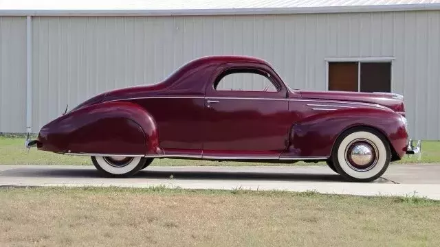 1939 Lincoln Zephyr